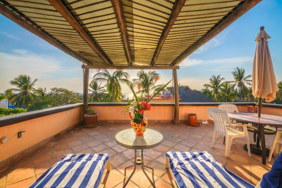 Hotel Casamar Suites Hotel in Brisas de Zicatela