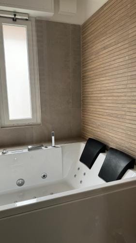 Casa Febo, in centro con parcheggio privato a 200 mt dal mare Hotel in Bordighera