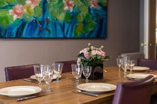 Splendid 5BR family apartment - TROCADERO Hotel in Paris