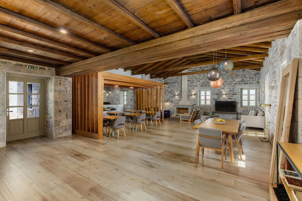 Trapela Limeni Luxury Suites Hotel in Messenia