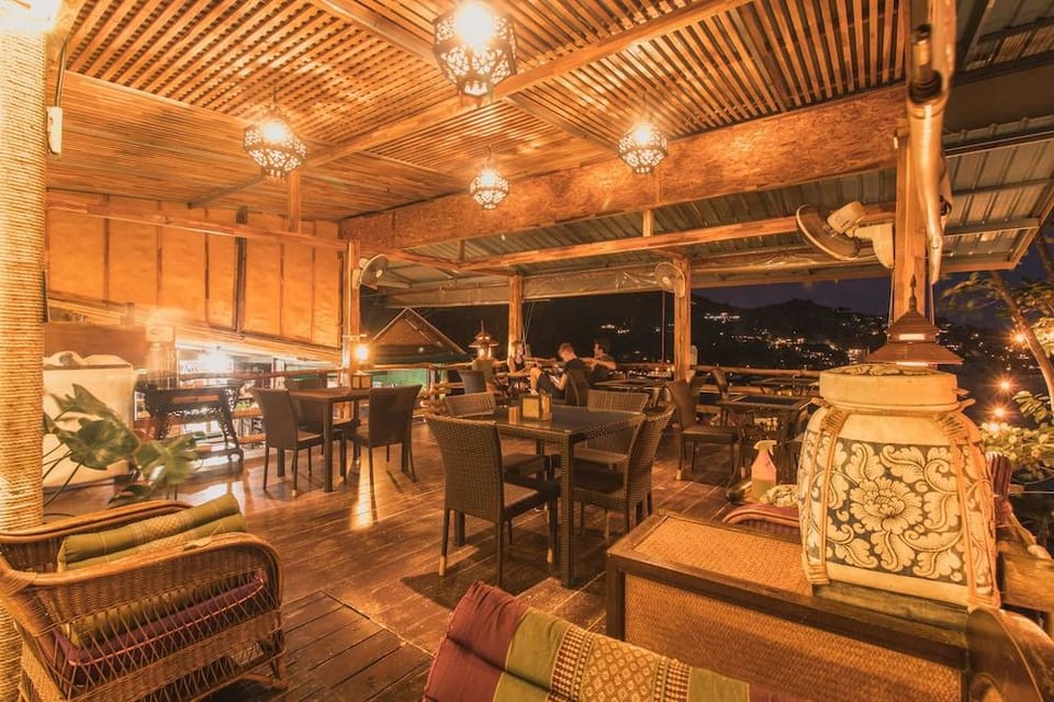 Taa Toh Sea View Resort Hotel in Ko Tao