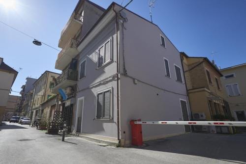 Appartamento in Centro by Host Hero Hotel in Civitanova Marche