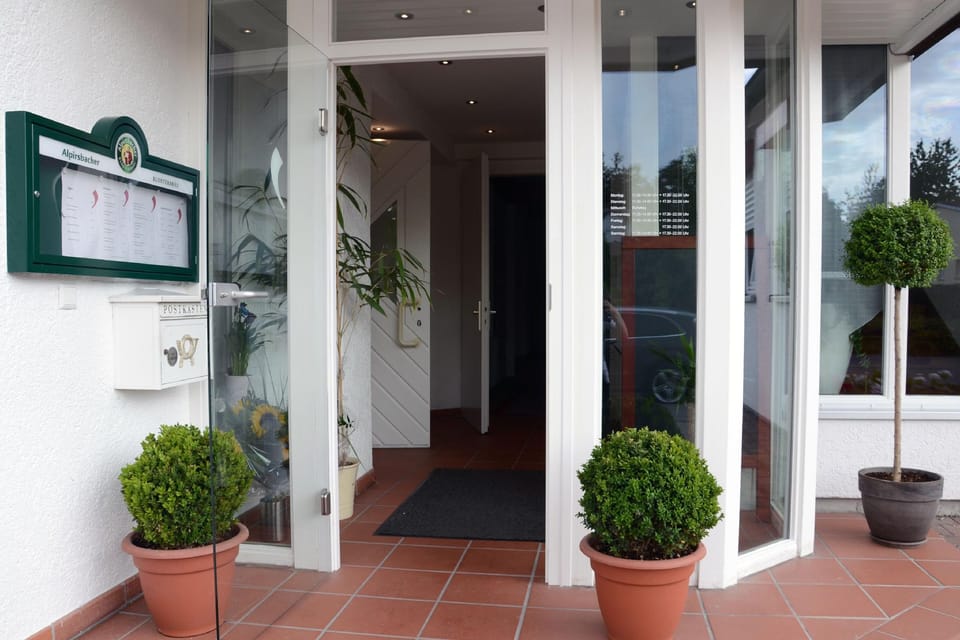 Vico's Hotel & Restaurant Asperg Hotel in Baden-Württemberg
