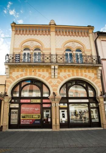 Centar lux 2 Hostel in Timiș County