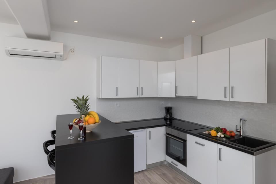 Apartments Siblings Hotel in Dubrovnik-Neretva County