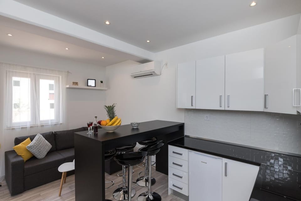 Apartments Siblings Hotel in Dubrovnik-Neretva County