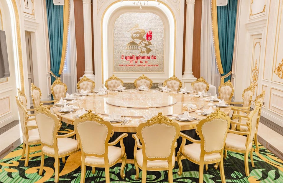 THE PREMIER PALACE HOTEL AND SPA Hotel in Phnom Penh Province