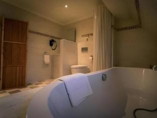 VillaluX Motel in Flanders