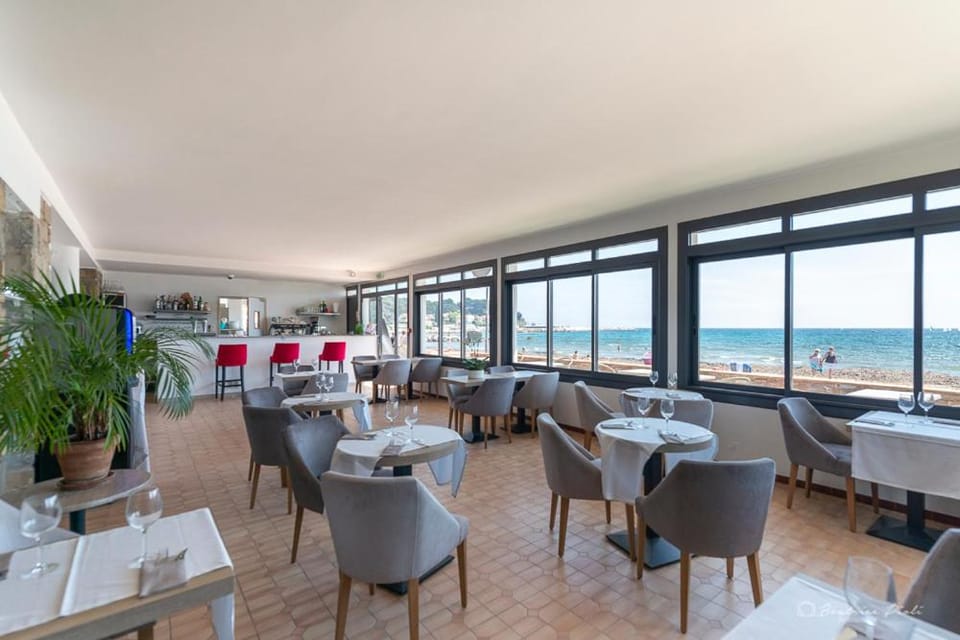 Hotel George Sand Hotel in La Seyne-sur-Mer
