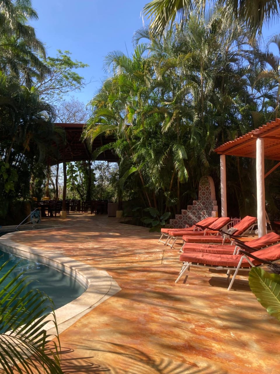 Swimming pool