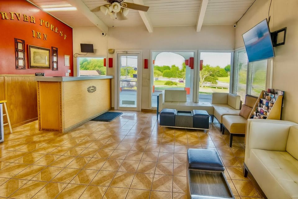River Forest Inn Hotel in Belton