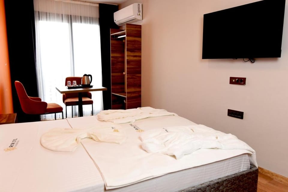 Renk Otel Karsıyaka Hotel in Izmir