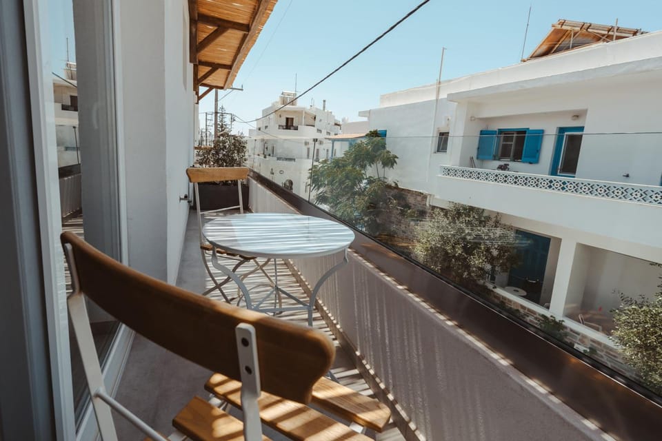 Tesoro Elegant escapes- suites Hotel in Naxos