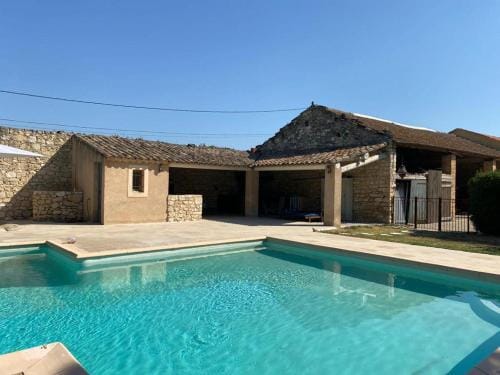 Mas Gardane Hotel in Pernes-les-Fontaines