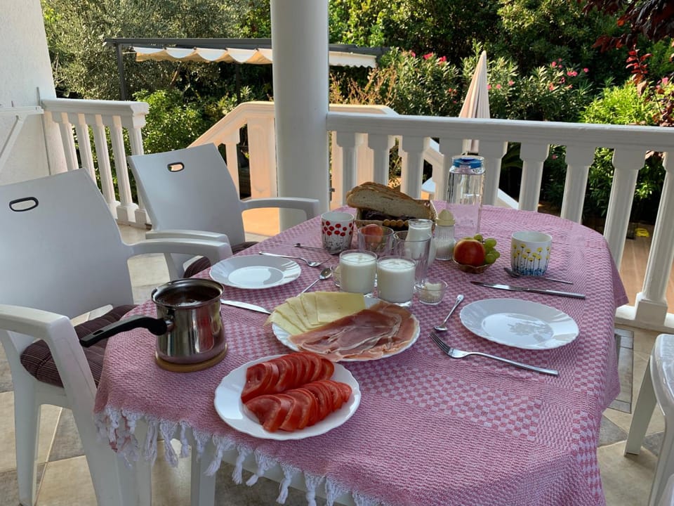 Axenia Hotel Hotel in Ulcinj Municipality
