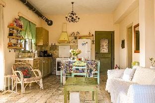 Stone Gea Apartment up floor Hotel in Crete