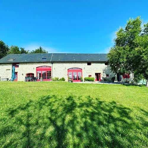 Auverg'Nature, suite Myrtilles Hotel in Auvergne-Rhône-Alpes