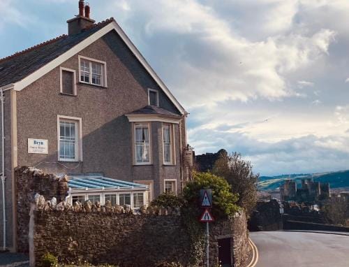 Bryn Guest House Hotel in Wales