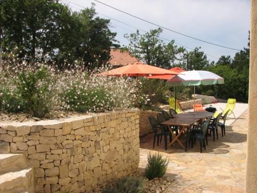 Maison Besun Hotel in Dieulefit