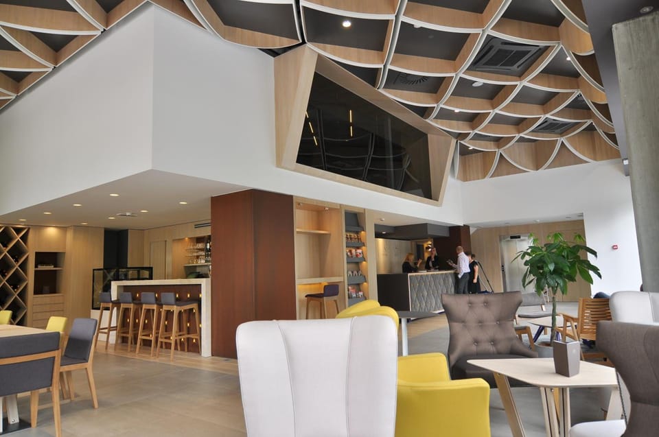 Bar/lounge