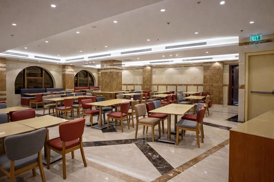 Roaya Alandalus Elite Hotel Hotel in Medina