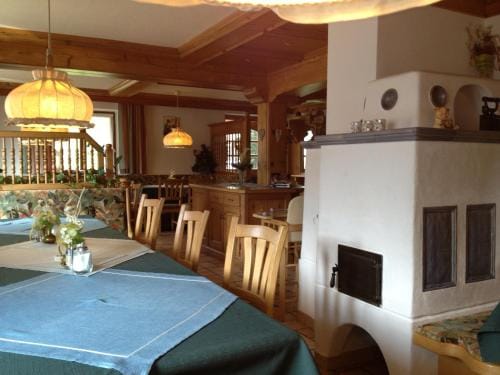 Berggasthof Hintergfoll Inn in Salzburgerland