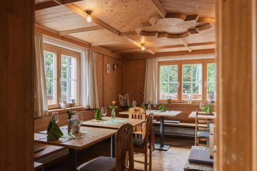 Gasthaus Moosegg Inn in Bregenz