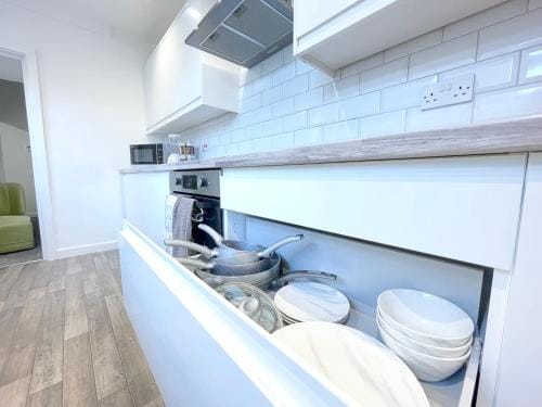 Sandringham House Serviced Rooms Hotel in Hartlepool