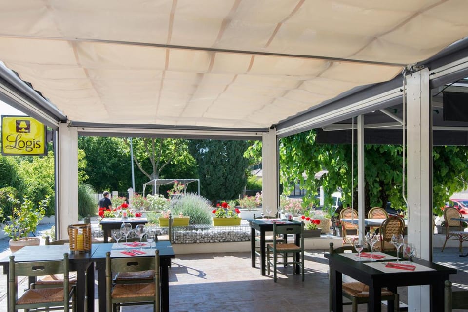 Hotel Restaurant Le Clos Charmant Hotel in Vallon-Pont-d'Arc