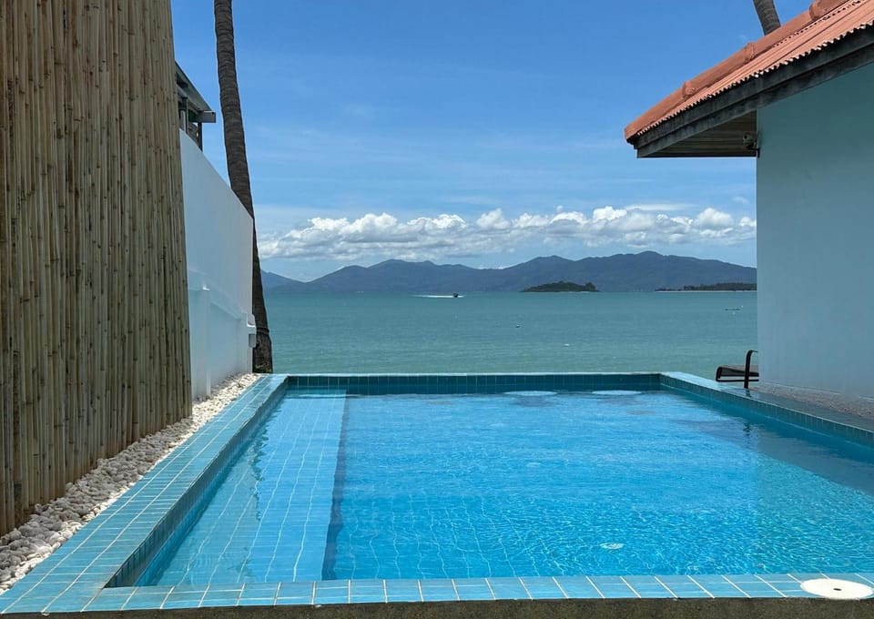 Bangrak Pier Bungalow Hotel in Ko Samui
