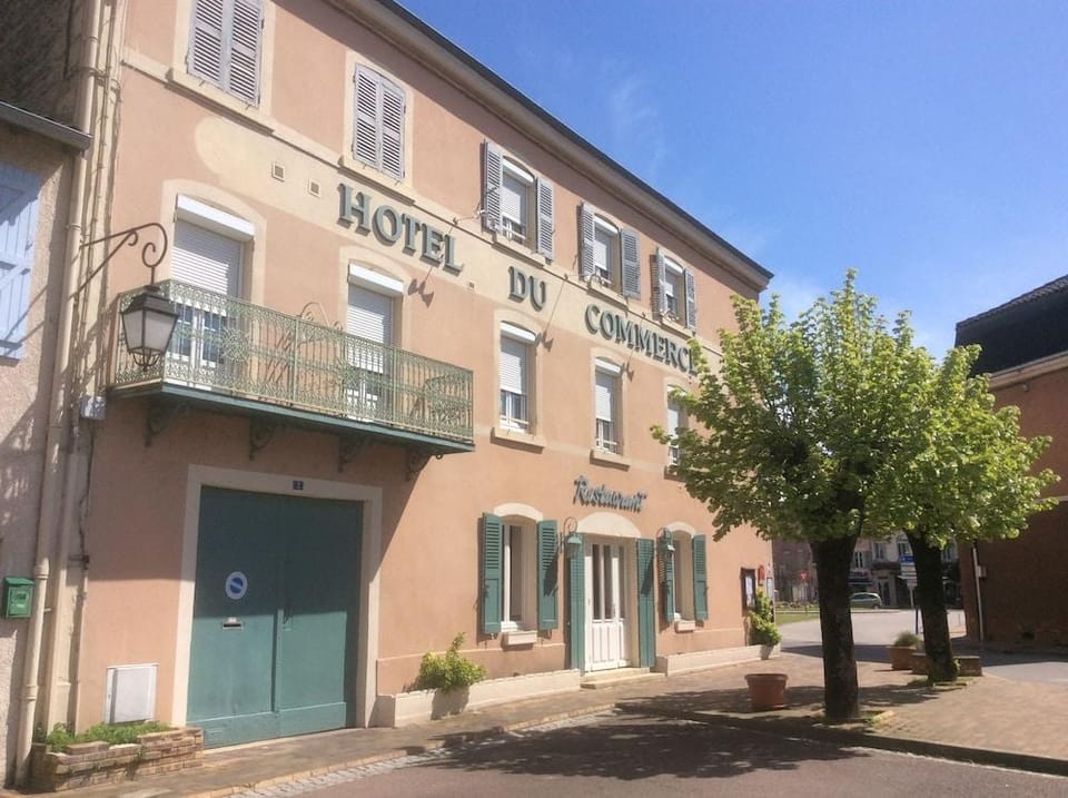 Hotel du Commerce Hotel in Bourgogne-Franche-Comté