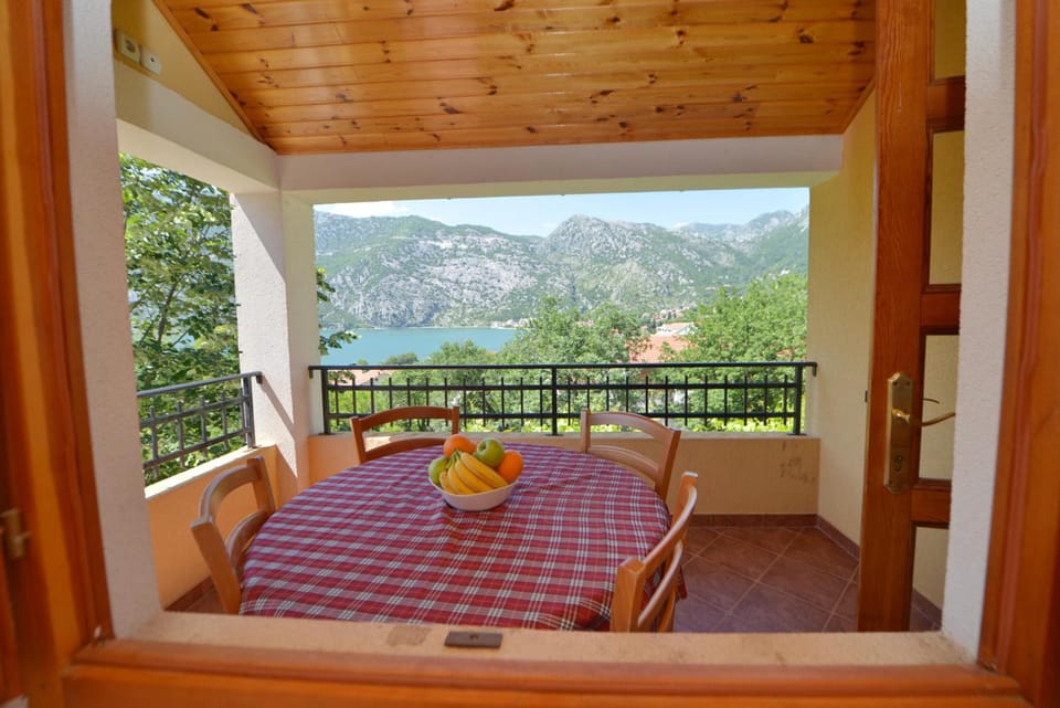 Apartments Risan Hotel in Kotor Municipality