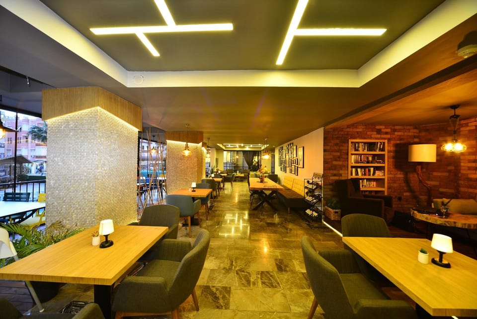 Bar/lounge