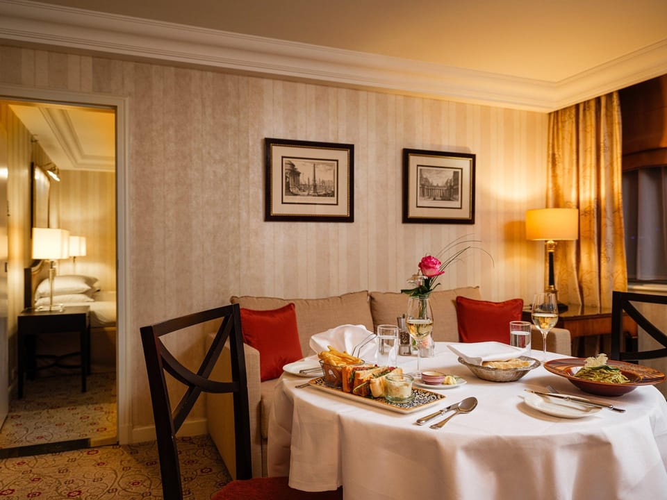 Amenity (Guest room)