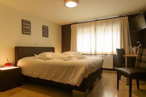 Hotel Pracha Hotel in Flanders