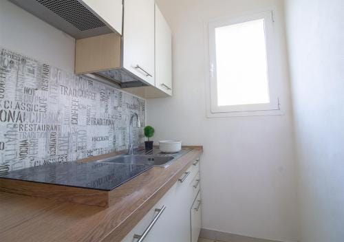 Athena Rooms - Parcheggio privato Hotel in Bologna