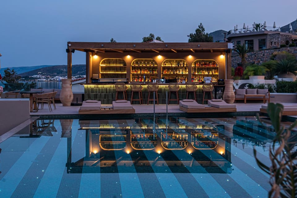 Bar/lounge