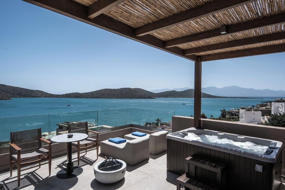 Enorme Infinity Elounda - Adults Only Hotel in Lasithi