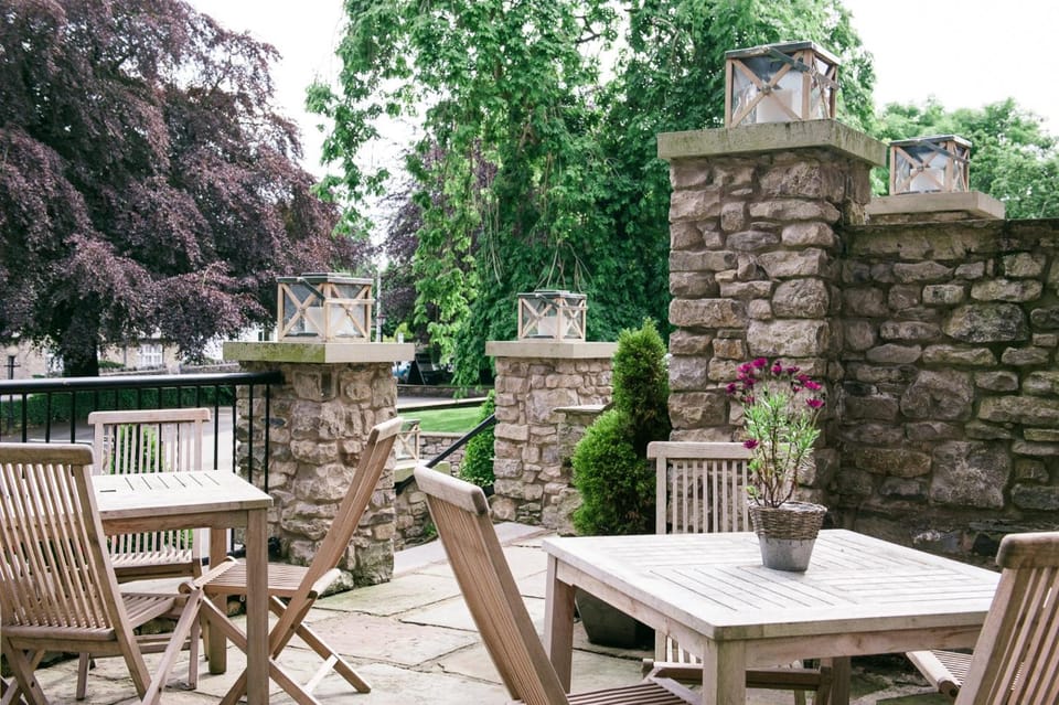 Romneys Apartments & Suites Hotel in England