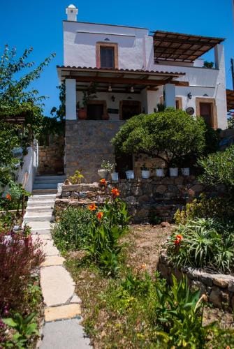 PATMOS Mathios Studios- apartments Hotel in Decentralized Administration of the Aegean