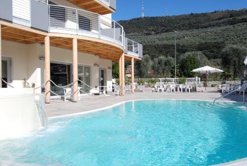 Primavera ApartmentSuites Hotel in Riva del Garda