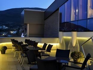Queen's Hotel - Zebra Centre Hotel in Skopje