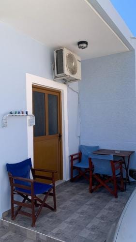 Mandi's Apartment Hotel in Ksamil