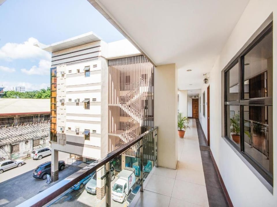 MCA Suites by Hiverooms Hotel in Lapu-Lapu City