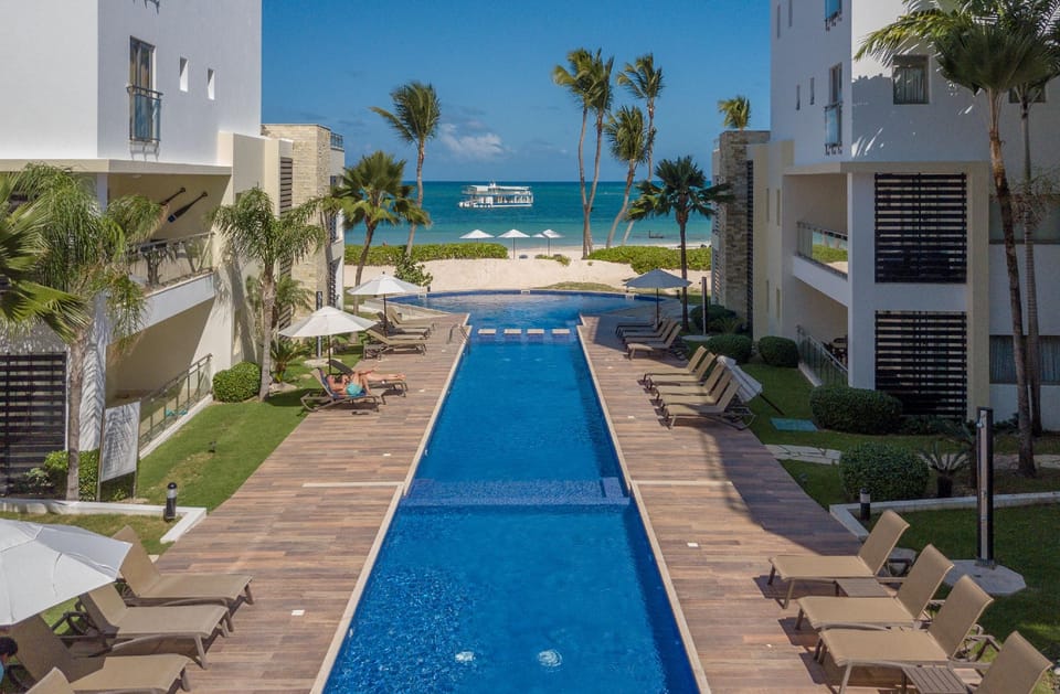 Costa Atlantica Punta Cana - Beach Vacation Condos Apartment hotel in Punta Cana