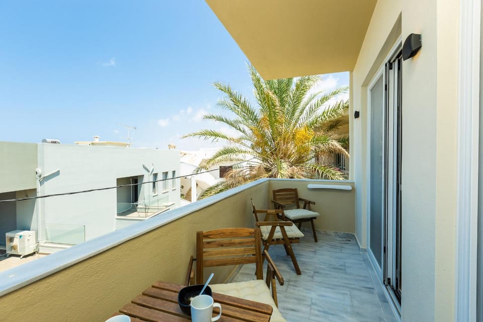 Theros Hotel in Rethymno