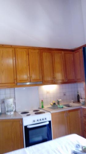zacharoularooms3 Hotel in Icaria