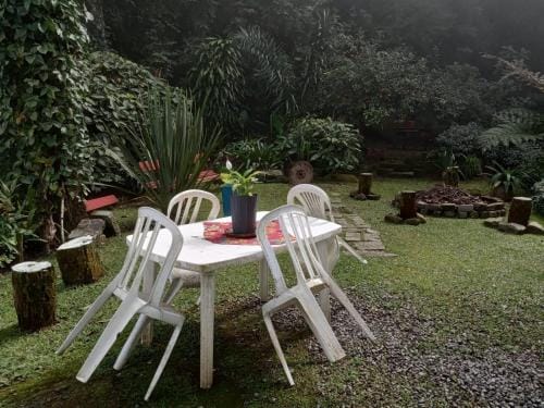 Hospedaria Alecrim - Pousada Sustentavel APA Inn in Duque de Caxias