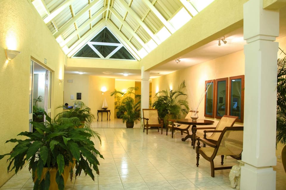 Silver Beach Resort - All Inclusive Resort in Flacq District, Mauritius