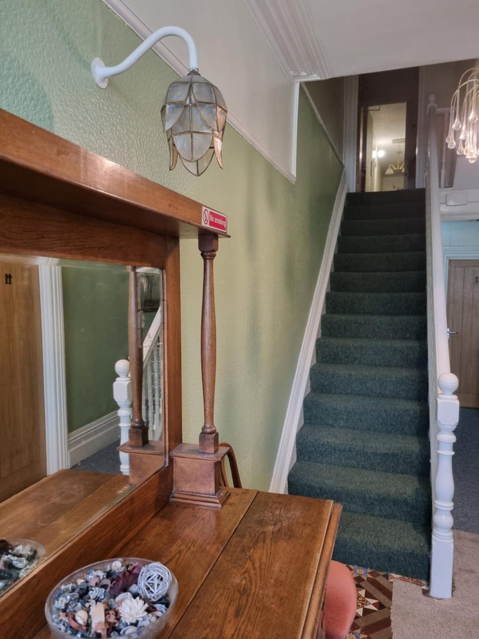 Victoria Guest House Hotel in Bedford